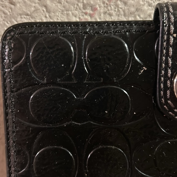 Coach Patent Leather long Wallet - Picture 3 of 6